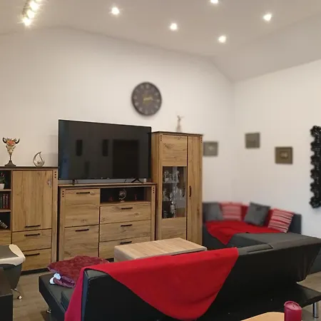 Vipstay - Stilvoll Und Geraeumige Mit Terasse Oder Balkon, Kueche, Kostenloses Parken, Wlan, Smart Tv 公寓 威斯洛赫