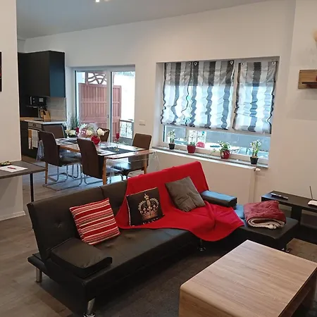Vipstay - Stilvoll Und Geraeumige Mit Terasse Oder Balkon, Kueche, Kostenloses Parken, Wlan, Smart Tv 公寓 威斯洛赫