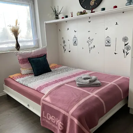 Vipstay - Stilvoll Und Geraeumige Mit Terasse Oder Balkon, Kueche, Kostenloses Parken, Wlan, Smart Tv