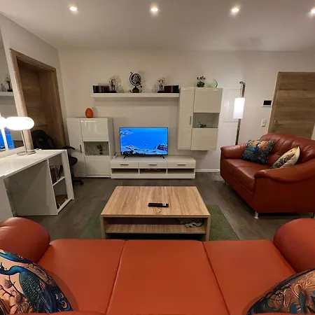 Vipstay - Stilvoll Und Geraeumige Mit Terasse Oder Balkon, Kueche, Kostenloses Parken, Wlan, Smart Tv فيسلوخ