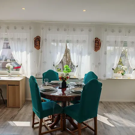 Vipstay - Stilvoll Und Geraeumige Mit Terasse Oder Balkon, Kueche, Kostenloses Parken, Wlan, Smart Tv * فيسلوخ