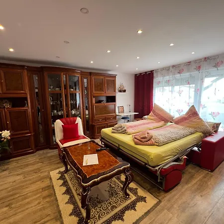 Vipstay - Stilvoll Und Geraeumige Mit Terasse Oder Balkon, Kueche, Kostenloses Parken, Wlan, Smart Tv