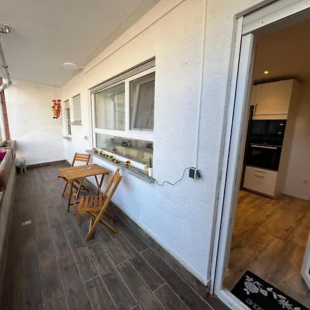Vipstay - Stilvoll Und Geraeumige Mit Terasse Oder Balkon, Kueche, Kostenloses Parken, Wlan, Smart Tv فيسلوخ