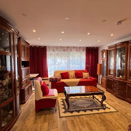 Vipstay - Stilvoll Und Geraeumige Mit Terasse Oder Balkon, Kueche, Kostenloses Parken, Wlan, Smart Tv * 威斯洛赫